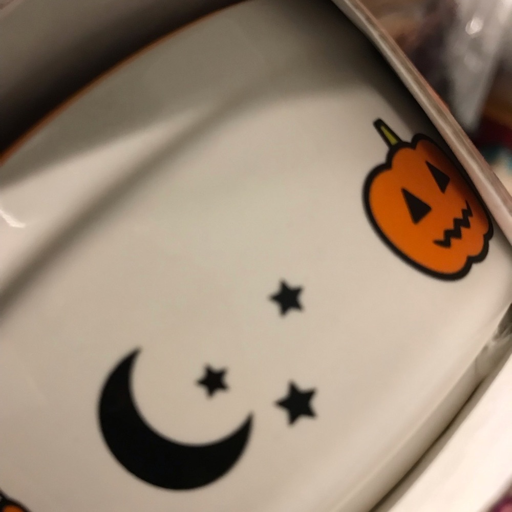 Hello Kitty Ramekins - Picture 2 of 4